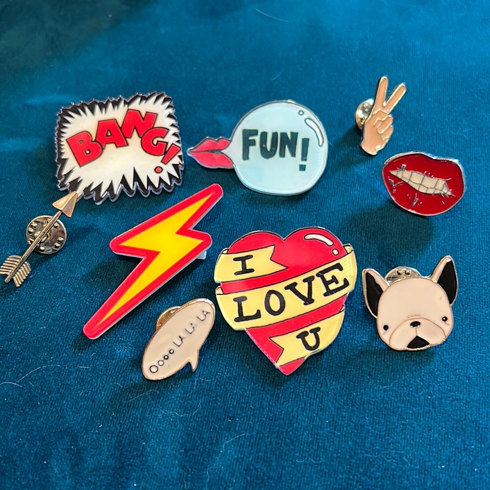 90’s vibe pin set
